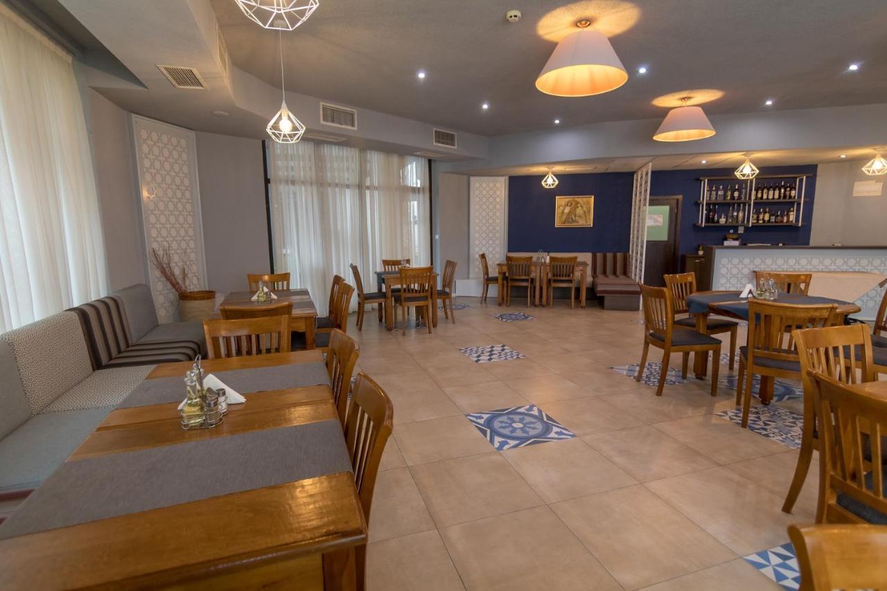 Hotel Kardjali Kŭrdzhali Exteriér fotografie